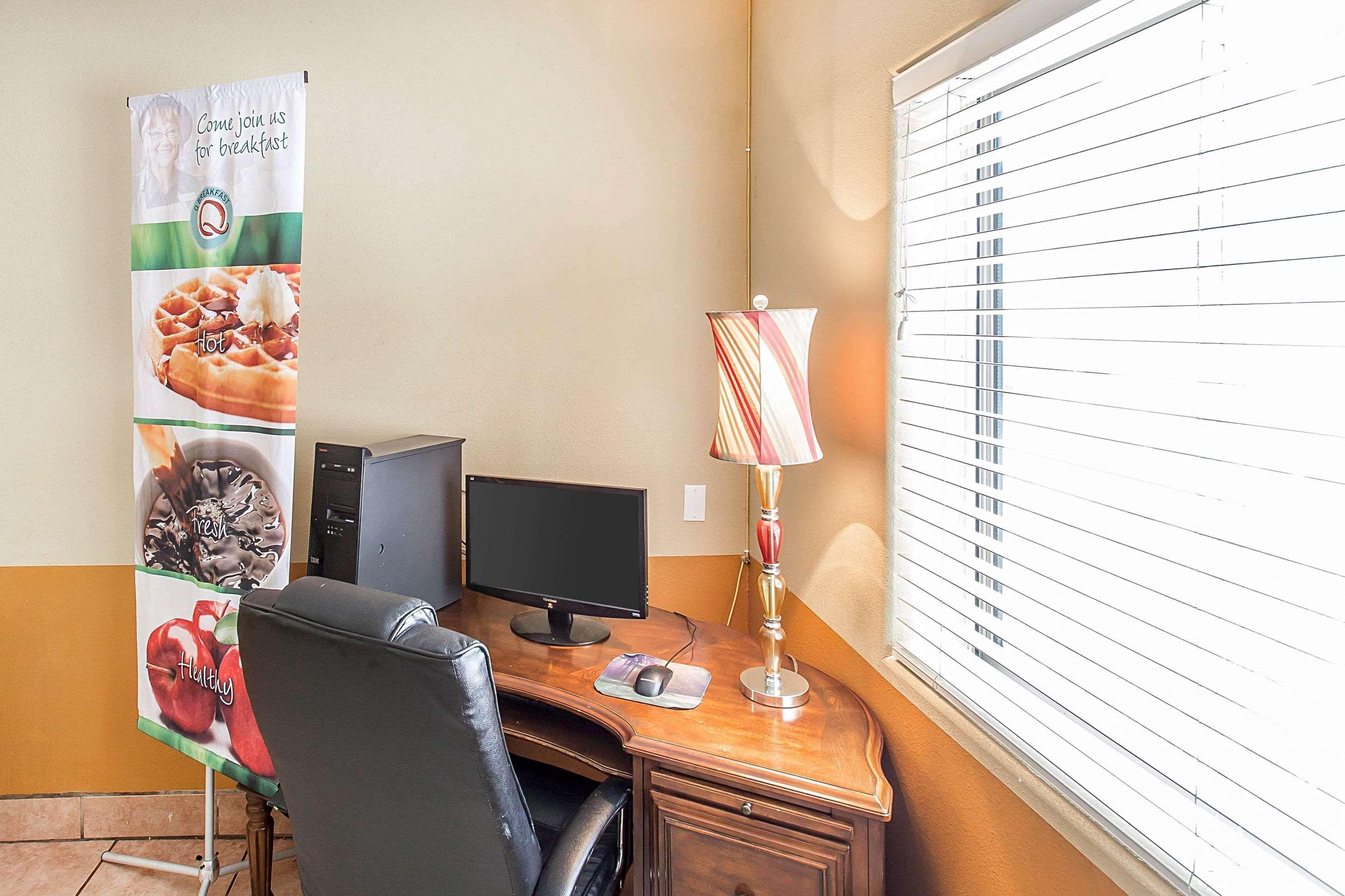 Quality Inn & Suites Lakewood - Denver Southwest Extérieur photo