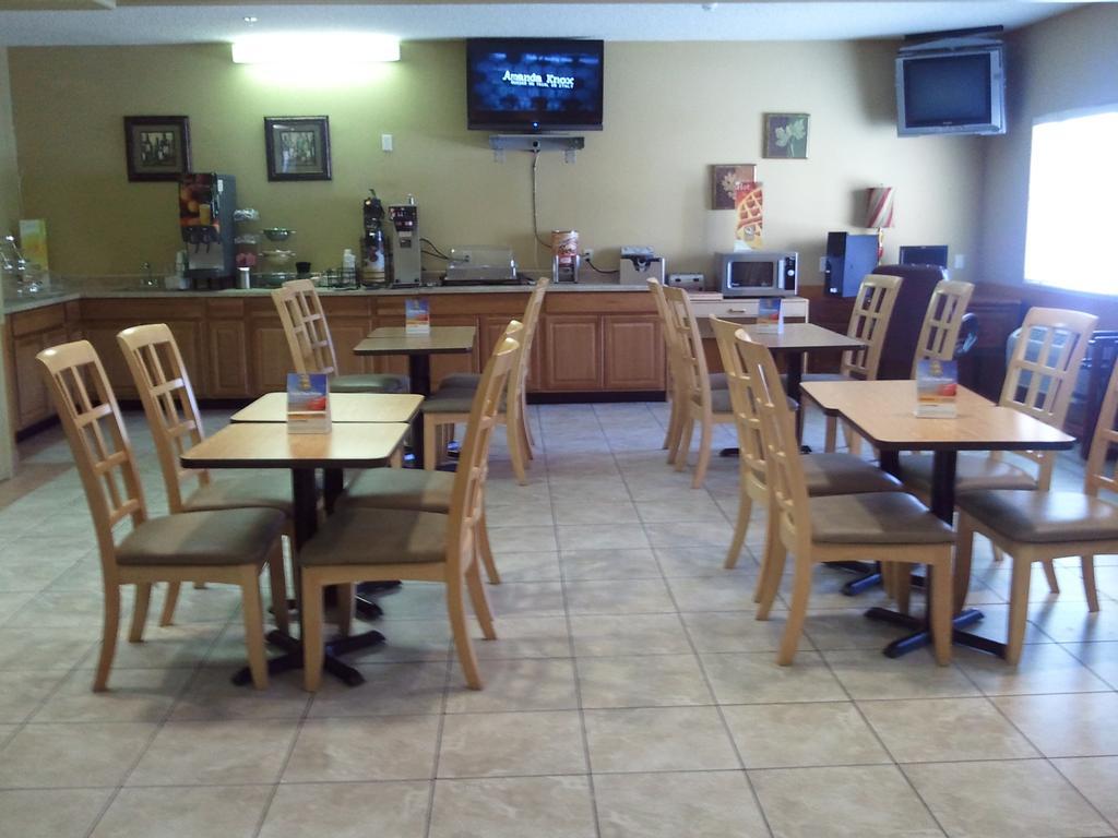Quality Inn & Suites Lakewood - Denver Southwest Extérieur photo